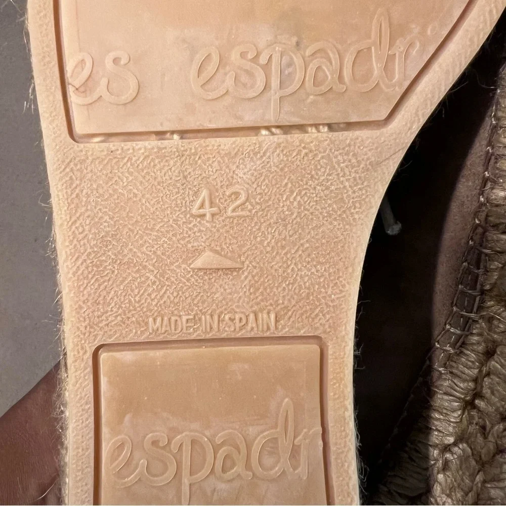 NWOB Eric Michael Womens Espadrilles Platform Heels Tan Suede LaceUp Spain EU 42